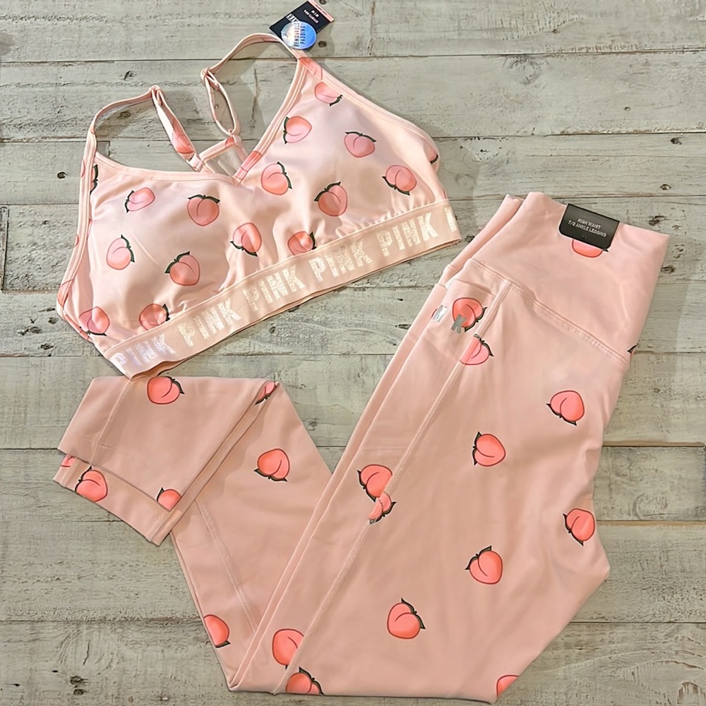 PINK ULTIMATE High Waist 7/8 Ankle Leggings (small) and Sports bra (medium)